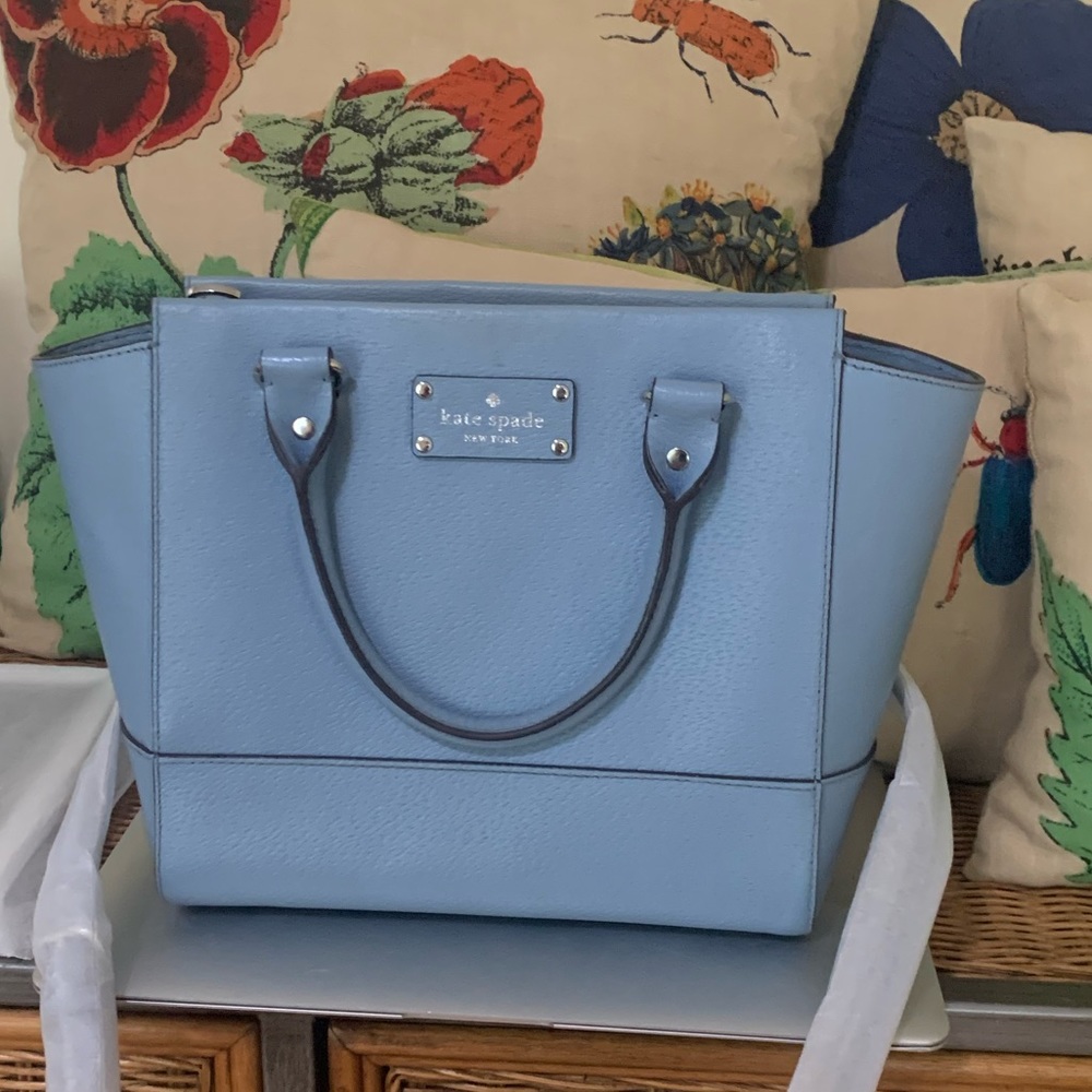 Kate Spade purse, like new, 9(h)x13(w)